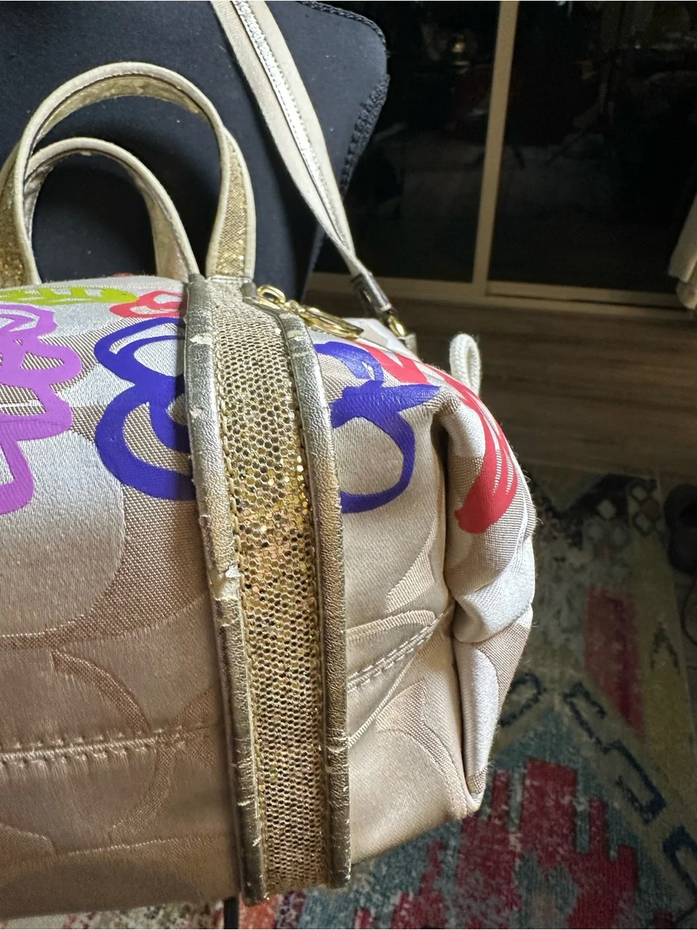 Coach Poppy Daisy Appliqué Signature Tote - Picture 13 of 16